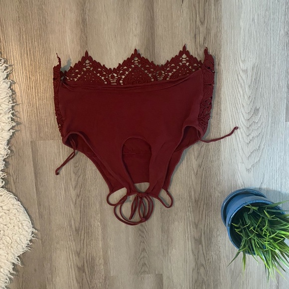 Crop Top - Picture 2 of 2